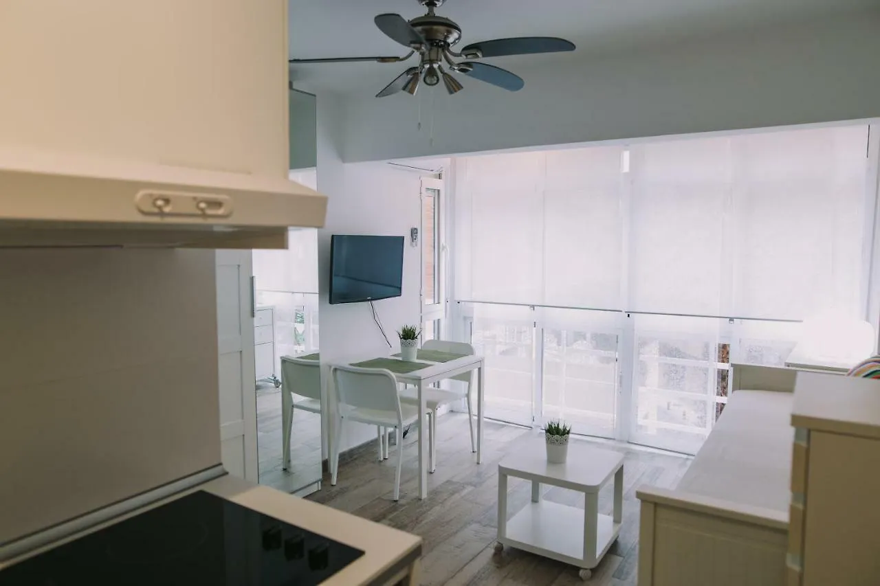 Apartamento Malagueta Playa Málaga Lägenhet